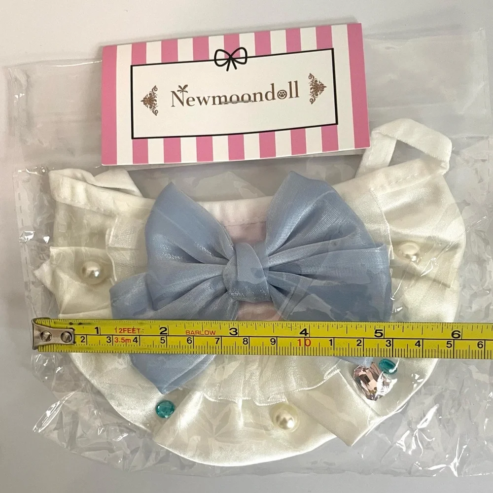 New Newmoondoll Cat Bib /Collar Ruffled White w/ light blue bow, Jewel pearl